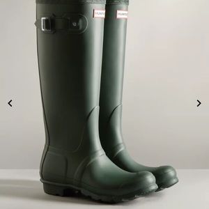 Hunter rain boots